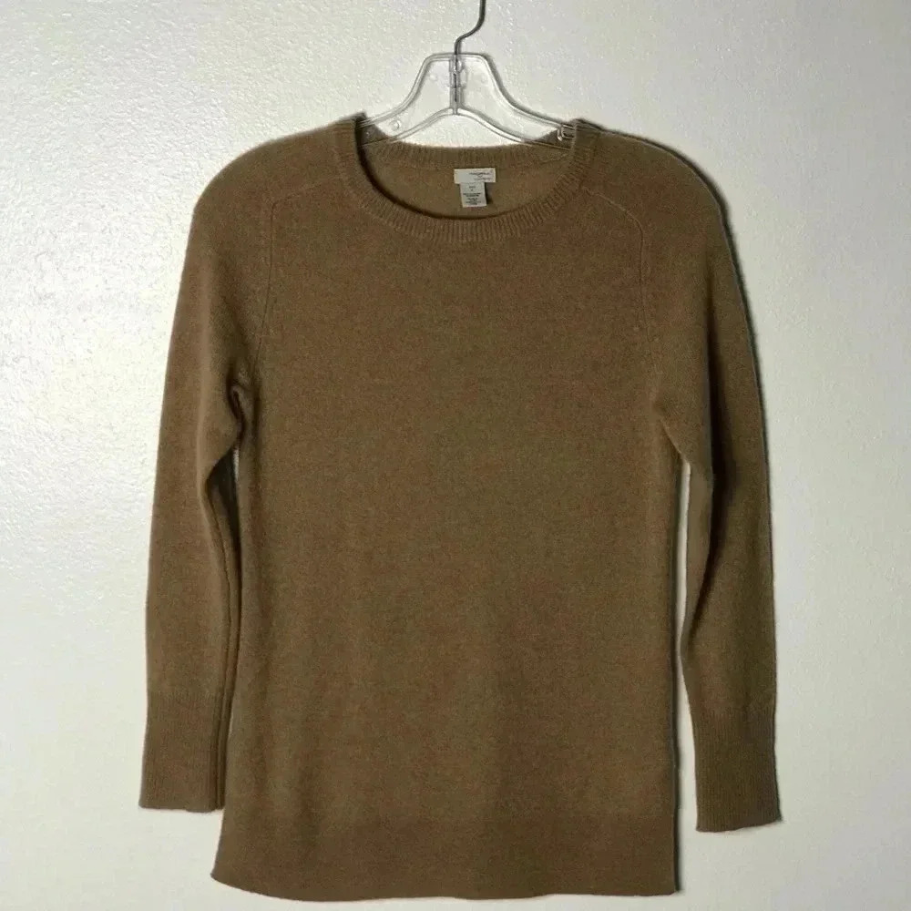 Hologen 💯 cashmere sweaterSz S /medium
